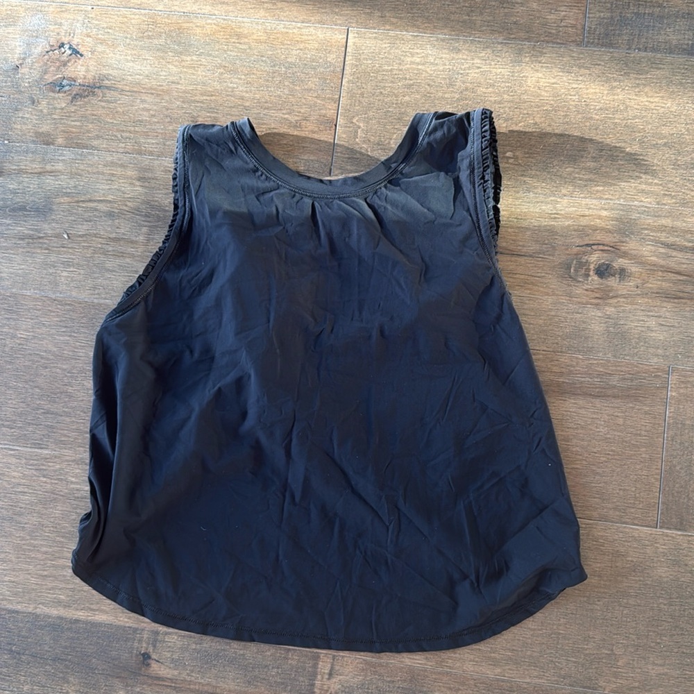Black Lulu lemon tank